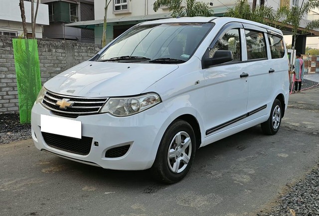 Second-hand 2015 Chevrolet Enjoy TCDi LS 8 Seater for sale in Nagpur-2