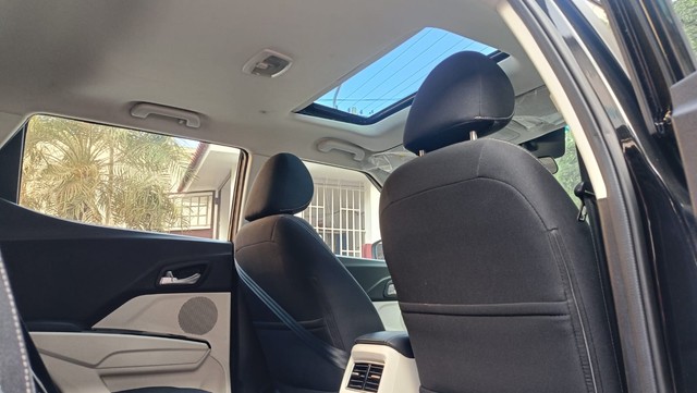 Mahindra XUV 3XO AX5 Diesel Second-hand 2025 Mahindra XUV 3XO AX5 Diesel for sale in Coimbatore-15