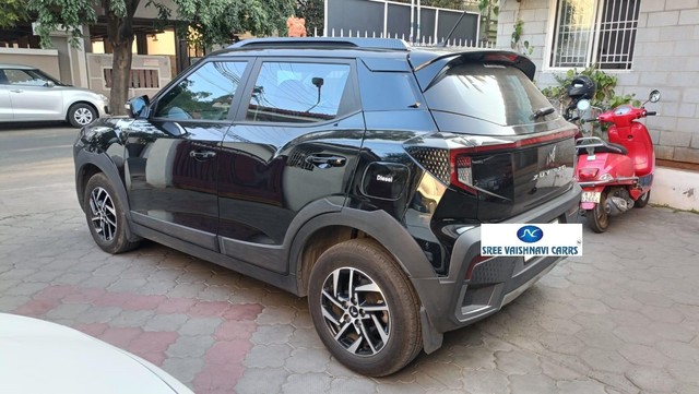Mahindra XUV 3XO AX5 Diesel Second-hand 2025 Mahindra XUV 3XO AX5 Diesel for sale in Coimbatore-2