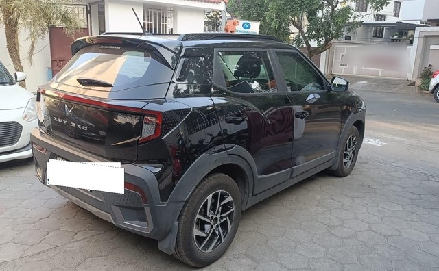 Mahindra XUV 3XO AX5 Diesel Second-hand 2025 Mahindra XUV 3XO AX5 Diesel for sale in Coimbatore-22