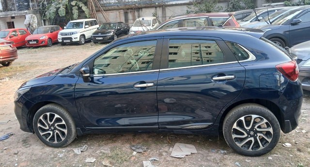 Second-hand 2022 Maruti Suzuki Baleno Alpha CVT for sale in Kolkata-4
