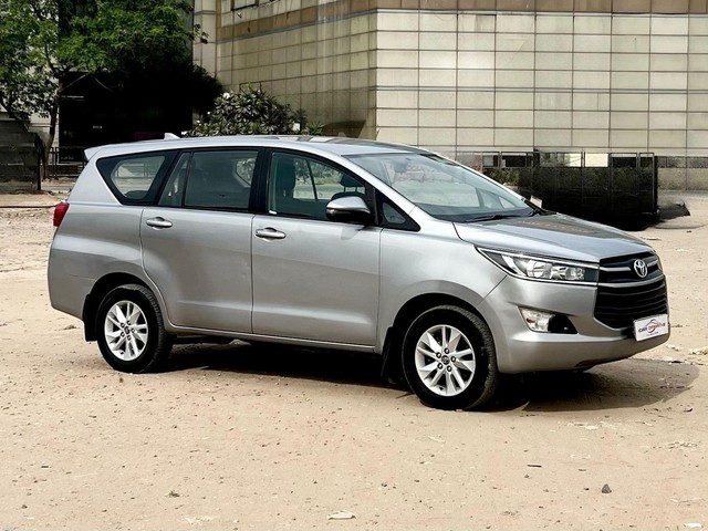 Toyota Innova Crysta 2.4 GX MT BSIV Second-hand 2017 Toyota Innova Crysta 2.4 GX MT BSIV for sale in New Delhi-8