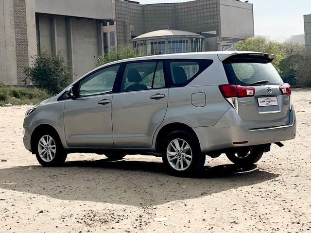 Toyota Innova Crysta 2.4 GX MT BSIV Second-hand 2017 Toyota Innova Crysta 2.4 GX MT BSIV for sale in New Delhi-9