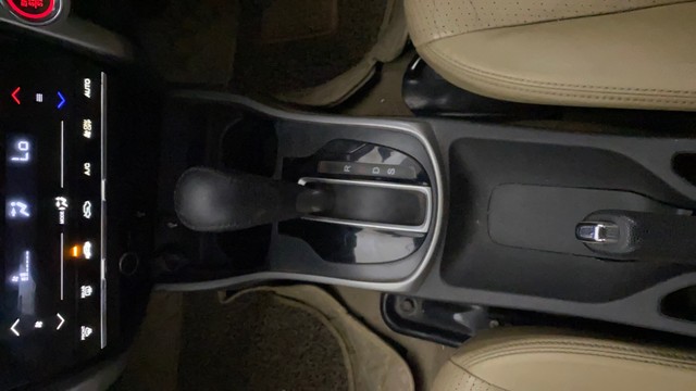 Second-hand 2018 Honda City i-VTEC CVT VX for sale in New Delhi-13