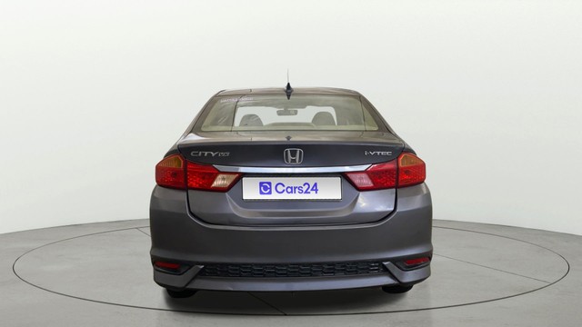 Second-hand 2018 Honda City i-VTEC CVT VX for sale in New Delhi-3