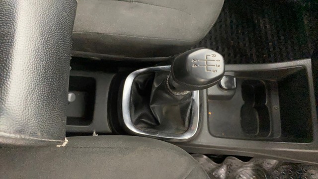 Second-hand 2018 Renault KWID 1.0 RXT for sale in Ahmedabad-13