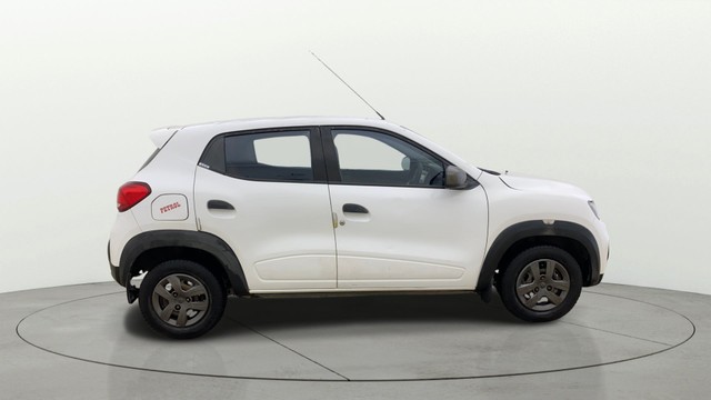 Second-hand 2018 Renault KWID 1.0 RXT for sale in Ahmedabad-1