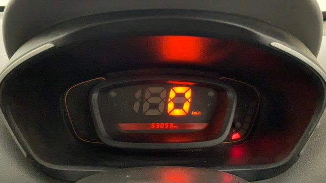 Second-hand 2018 Renault KWID 1.0 RXT for sale in Ahmedabad-11