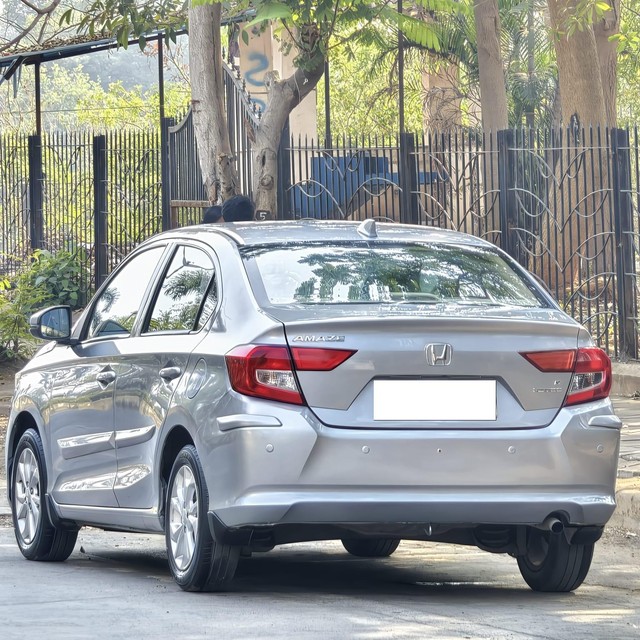 Second-hand 2018 Honda Amaze V CVT Diesel BSIV for sale in Mumbai-9