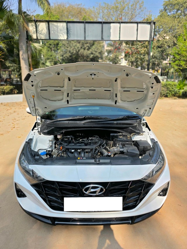 Second-hand 2023 Hyundai i20 Magna for sale in New Delhi-22