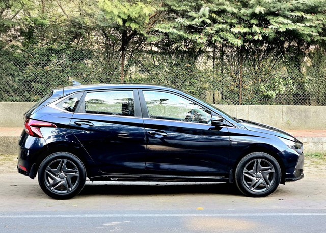 Second-hand 2021 Hyundai i20 Sportz IVT BSVI for sale in New Delhi-1