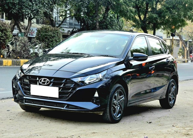 Second-hand 2021 Hyundai i20 Sportz IVT BSVI for sale in New Delhi-6