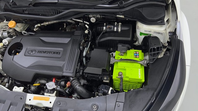 Second-hand 2021 Tata Altroz XZ Diesel for sale in New Delhi-39