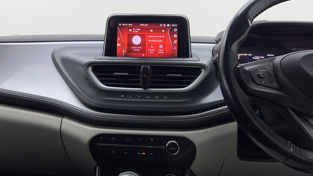 Second-hand 2021 Tata Altroz XZ Diesel for sale in New Delhi-26