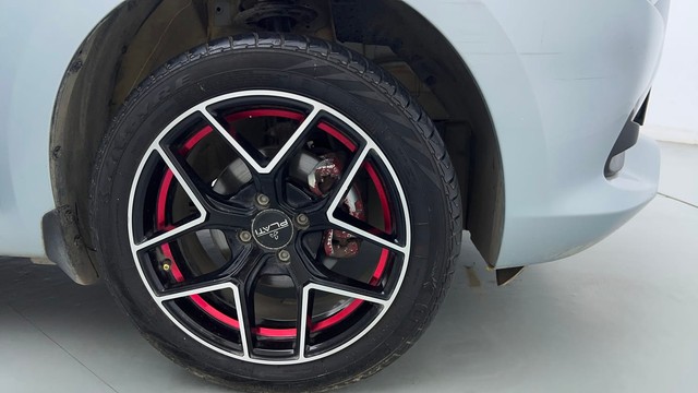 Second-hand 2025 Maruti Suzuki Swift VXI for sale in Gurgaon-17