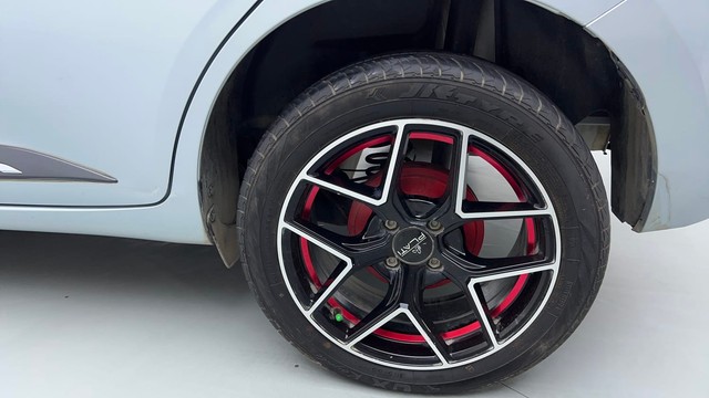 Second-hand 2025 Maruti Suzuki Swift VXI for sale in Gurgaon-19