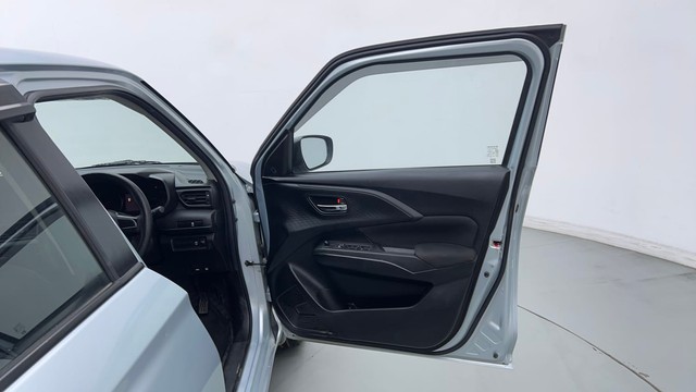 Second-hand 2025 Maruti Suzuki Swift VXI for sale in Gurgaon-16