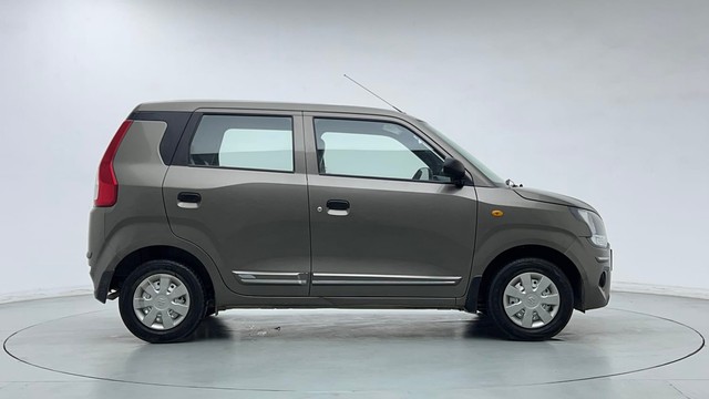 Second-hand 2022 Maruti Suzuki Wagon R LXI CNG Optional for sale in Gurgaon-2