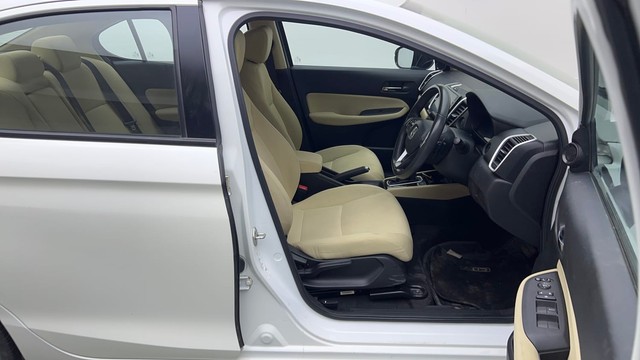 Second-hand 2022 Honda City VX MT for sale in Gurgaon-15