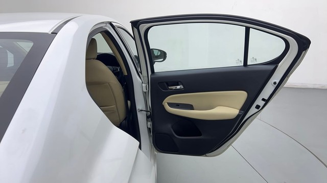 Second-hand 2022 Honda City VX MT for sale in Gurgaon-31