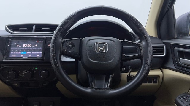 Second-hand 2019 Honda Amaze V for sale in Noida-31