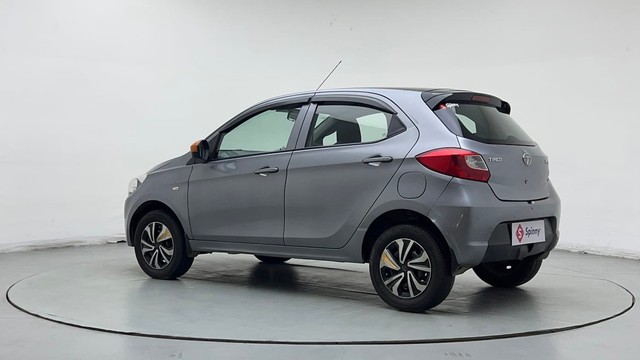 Second-hand 2019 Tata Tiago XE CNG for sale in Noida-5