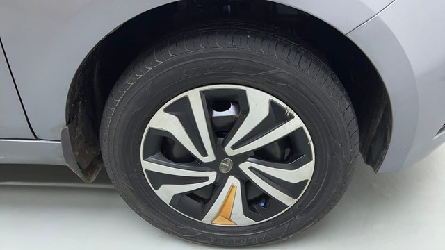 Second-hand 2019 Tata Tiago XE CNG for sale in Noida-17