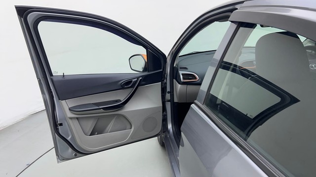 Second-hand 2019 Tata Tiago XE CNG for sale in Noida-38