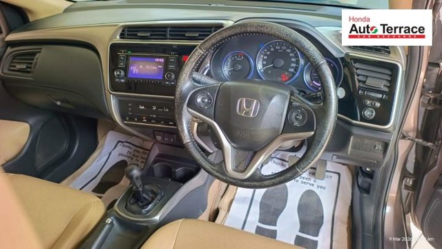 Second-hand 2015 Honda City VX MT for sale in Chandigarh-4
