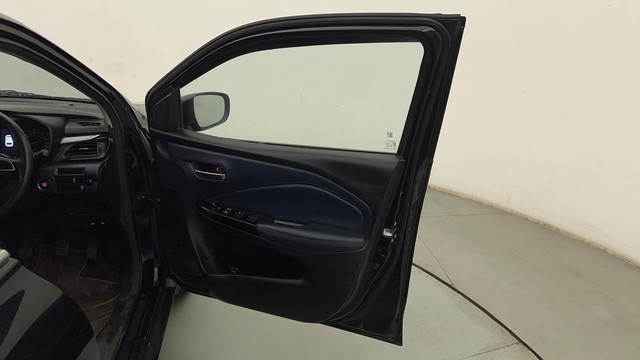 Second-hand 2023 Maruti Suzuki Baleno Zeta for sale in Mumbai-16