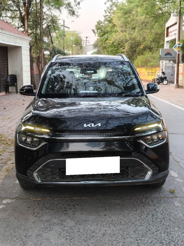 Kia Carens Luxury Plus Diesel AT BSVI Second-hand 2022 Kia Carens Luxury Plus Diesel AT BSVI for sale in Indore-5