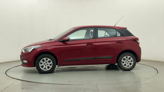 Second-hand 2015 Hyundai i20 Sportz 1.2 for sale in Mumbai-6