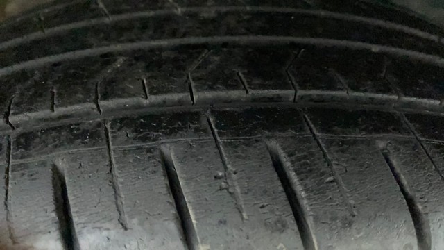 Second-hand 2022 Hyundai Venue SX BSVI for sale in Ahmedabad-31