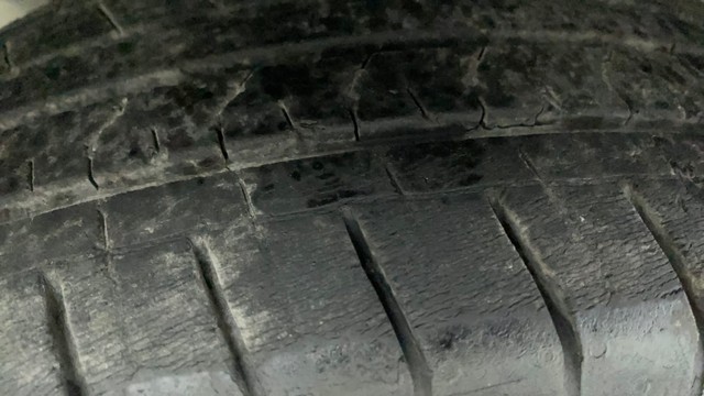 Second-hand 2022 Hyundai Venue SX BSVI for sale in Ahmedabad-26