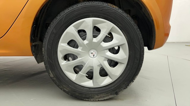 Second-hand 2017 Tata Tiago 1.2 Revotron XT for sale in Ahmedabad-19