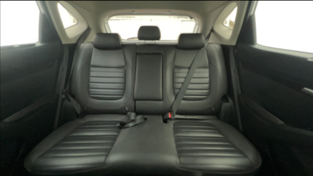 Second-hand 2020 Kia Seltos GTX Plus Diesel AT for sale in Ahmedabad-37