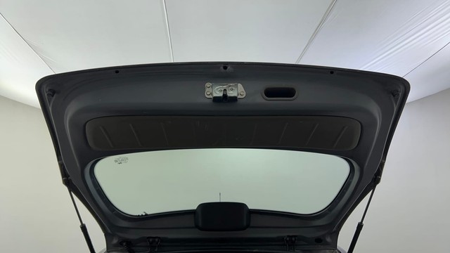 Second-hand 2013 Hyundai i10 Sportz 1.1L for sale in Ahmedabad-35