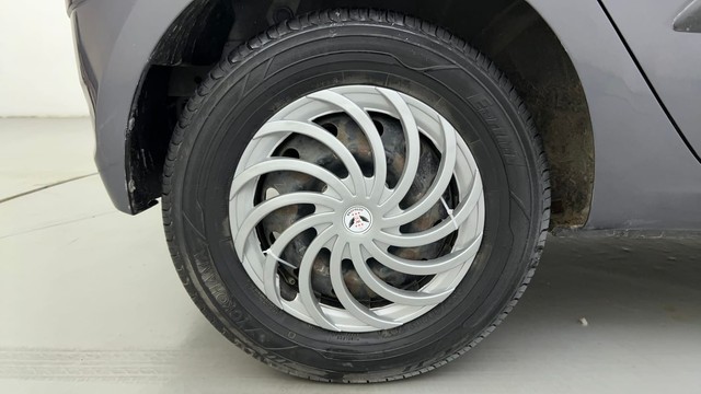 Second-hand 2013 Hyundai i10 Sportz 1.1L for sale in Ahmedabad-18