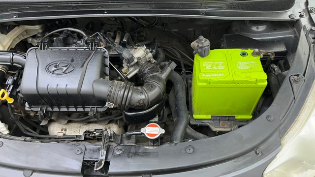 Second-hand 2013 Hyundai i10 Sportz 1.1L for sale in Ahmedabad-37