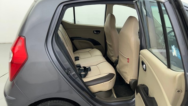 Second-hand 2013 Hyundai i10 Sportz 1.1L for sale in Ahmedabad-29