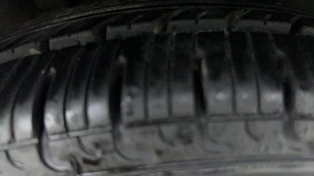 Second-hand 2013 Hyundai i10 Sportz 1.1L for sale in Ahmedabad-26