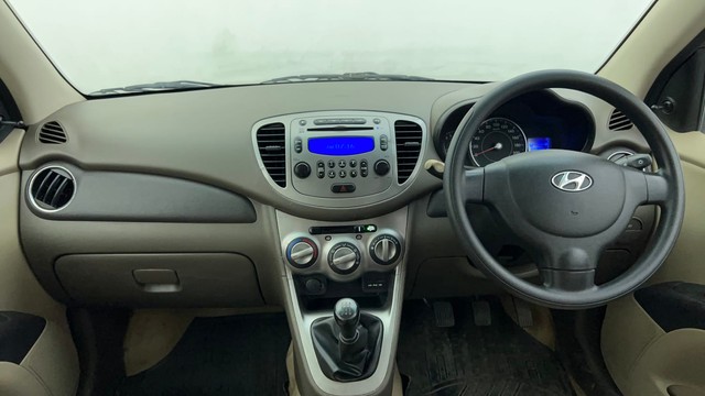Second-hand 2013 Hyundai i10 Sportz 1.1L for sale in Ahmedabad-11