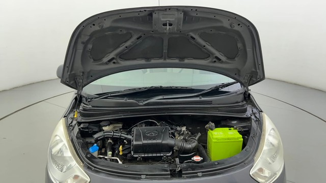 Second-hand 2013 Hyundai i10 Sportz 1.1L for sale in Ahmedabad-8