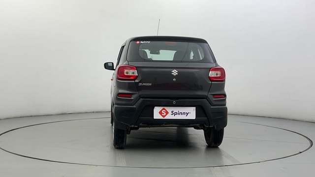 Second-hand 2024 Maruti Suzuki S-Presso VXi Plus Opt AT for sale in Ahmedabad-4