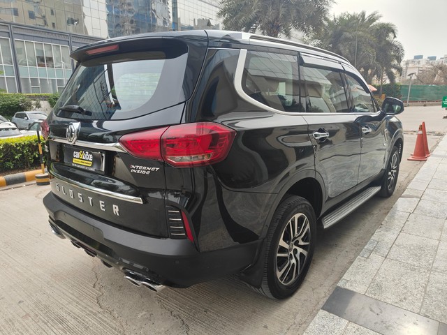 MG Gloster Savvy 4x4 7Str Second-hand 2023 MG Gloster Savvy 4x4 7Str for sale in Gurgaon-3