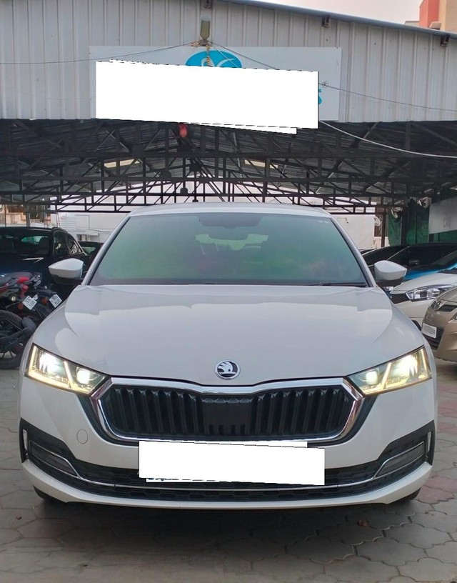 Second-hand 2022 Skoda Octavia Laurin and Klement for sale in Coimbatore-17