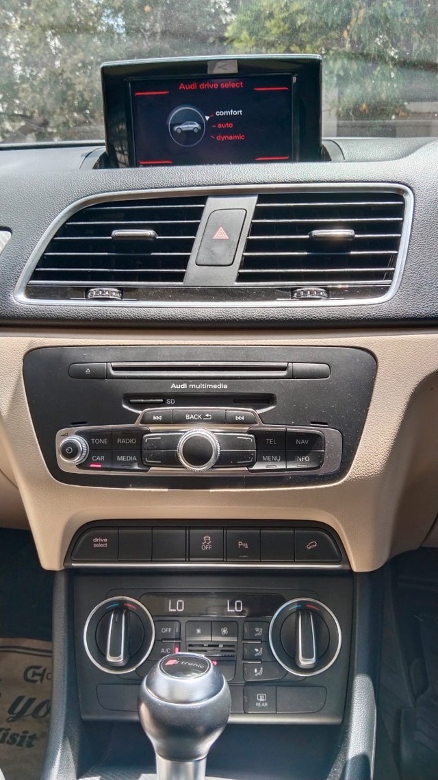 Second-hand 2018 Audi Q3 35 TDI Quattro Premium Plus for sale in Coimbatore-8