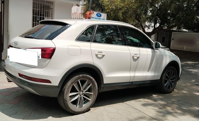 Second-hand 2018 Audi Q3 35 TDI Quattro Premium Plus for sale in Coimbatore-2