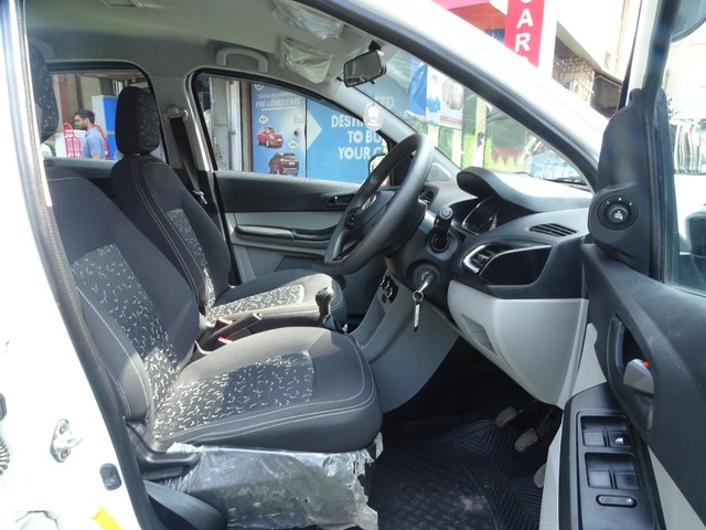 Second-hand 2023 Tata Tiago XT BSVI for sale in Kolkata-8