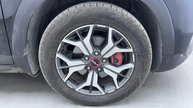 Second-hand 2021 Kia Seltos GTX Plus DCT for sale in Hyderabad-17